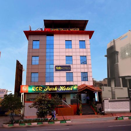 Ksr Park Hotel ハイデラバード エクステリア 写真