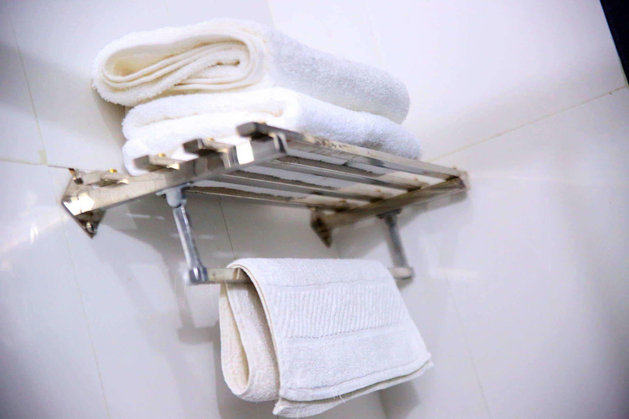 Ksr Park Hotel ハイデラバード エクステリア 写真